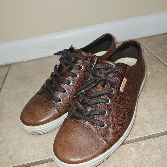 Ecco Other - ECCO Men's Brown Leather Sneakers EU 42 US 8 Casual Lace-Up Shoes